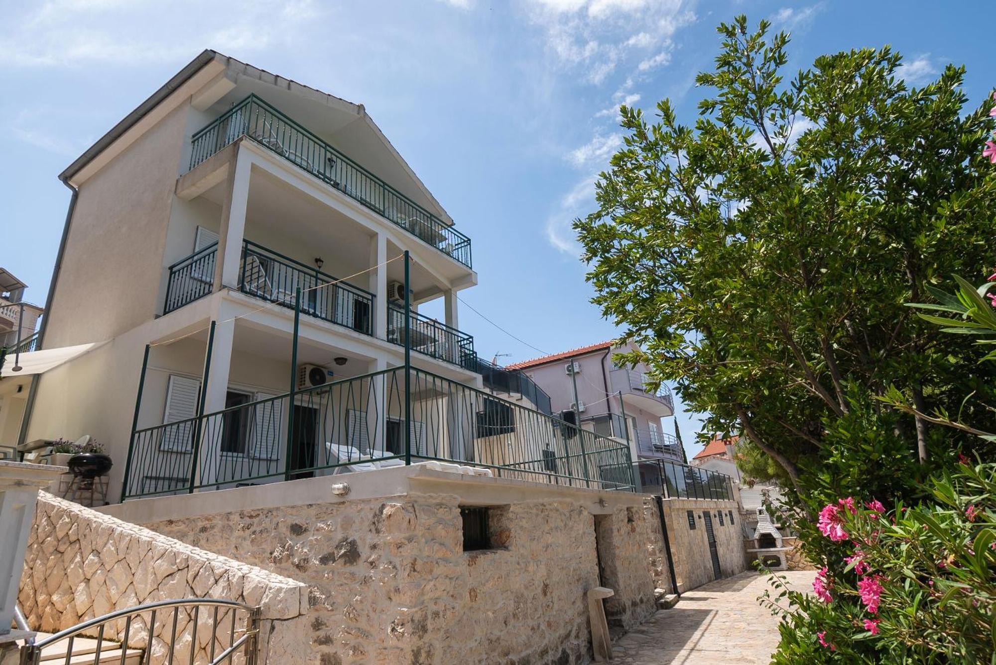 Apartments Ivica Primošten Extérieur photo